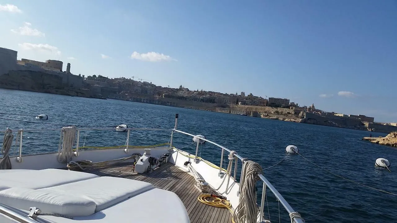 Riti Yacht Hotel Kalkara